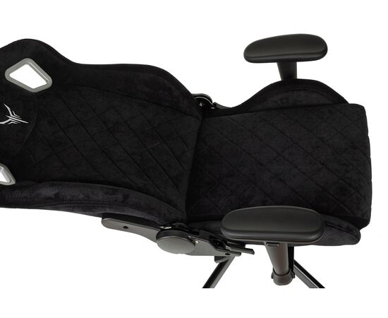  Кресло Knight Outrider LTD Light-20 черный 